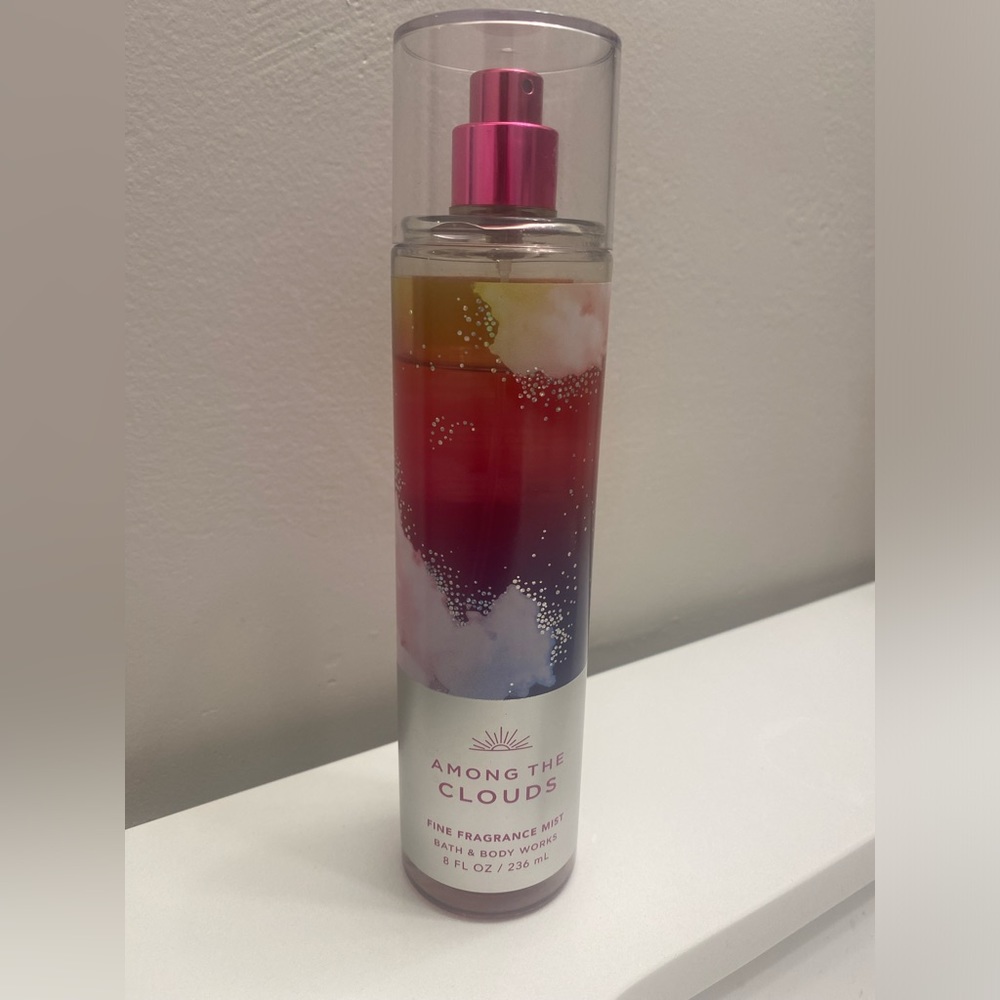 ✨SOLD✨ Bath & Body Works Among The Clouds Fine Fragrance Mist